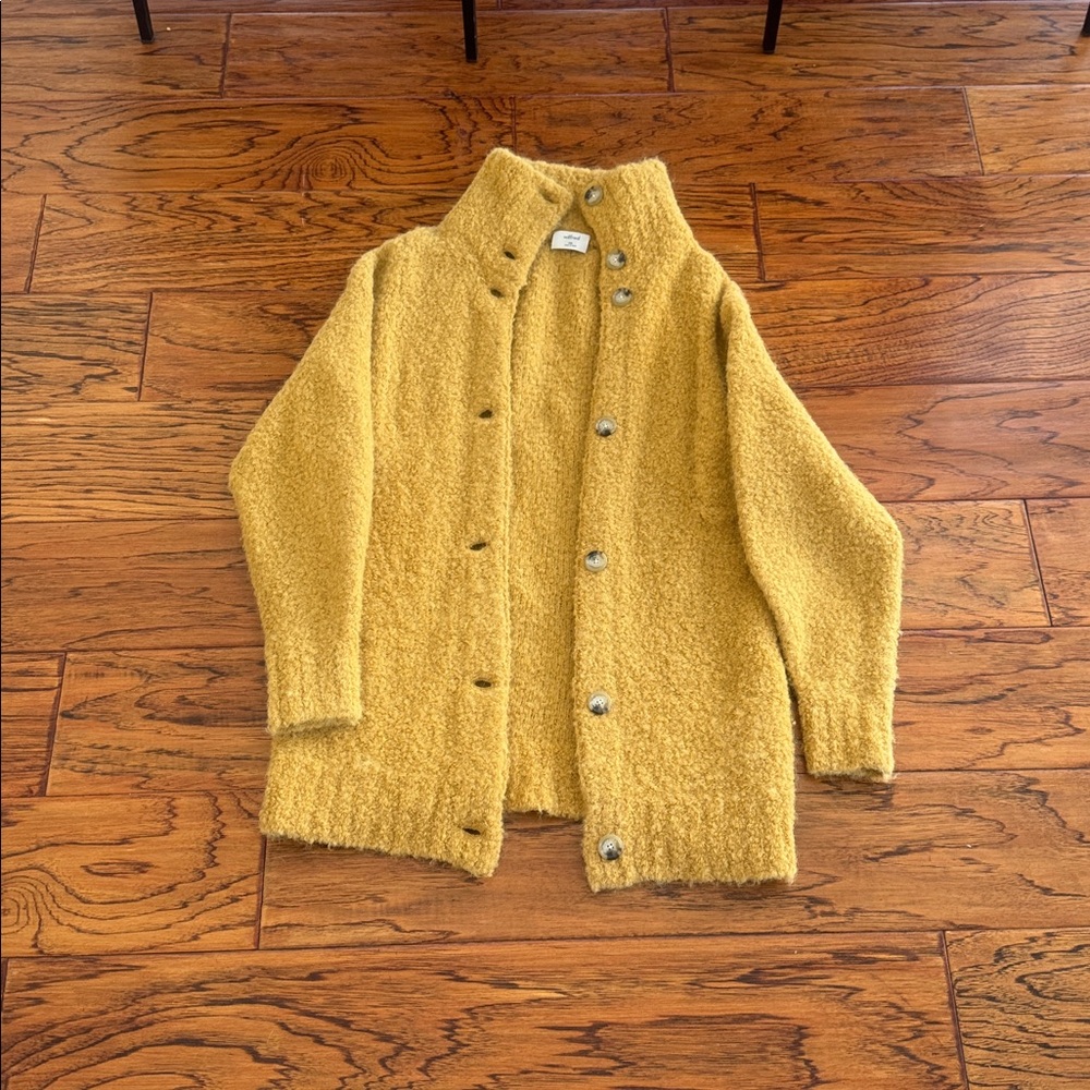 Aritzia Cozy Wilfred Mustard Yellow Button-Up Cardigan